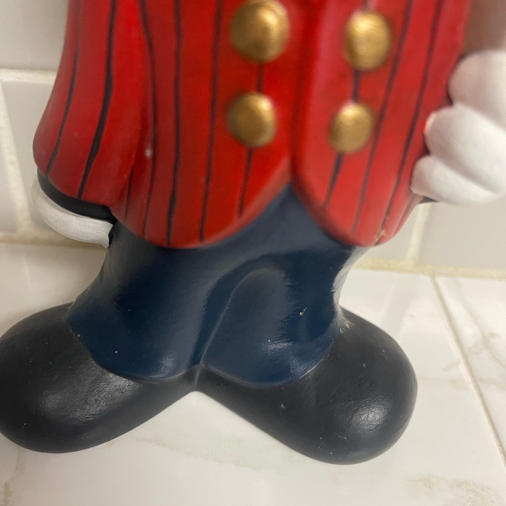 Vintage Disney Mickey Mouse Ceramic Hand Painted Figure - Picture 4 of 4